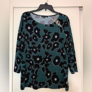 Kelly Green and Black Floral Adrienne Vitadinni XL Women’s Blouse